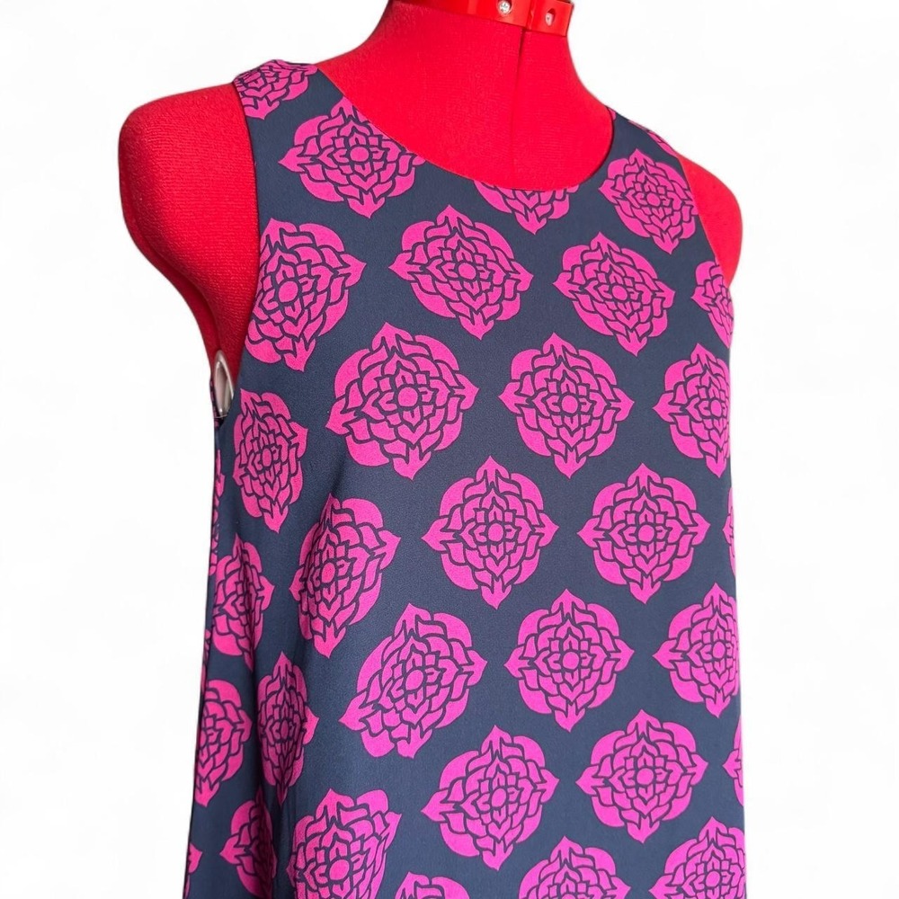 Hatley pink and navy floral shift dress with bow tie detail in back size XS - Picture 2 of 7
